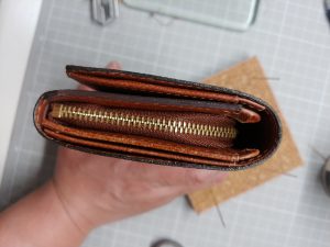 ルイヴィトンの財布の修理